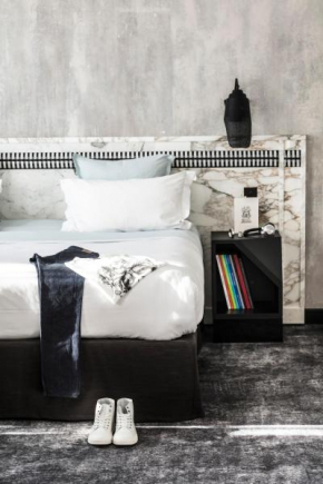  Hotel Les Bains Paris  Париж